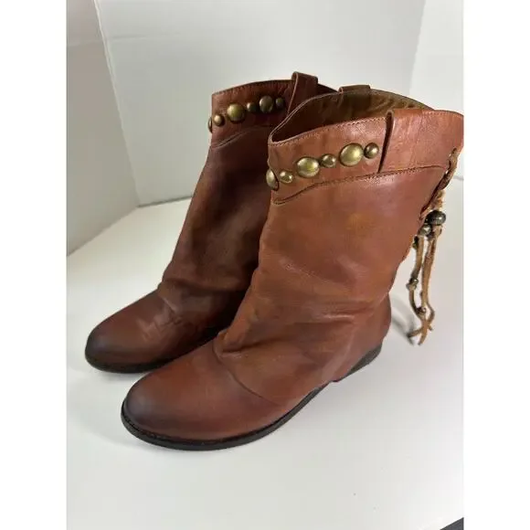 Free People Distressed Wayland Brown Leather Bead Stud Lace-Up Boho Bootie 37 6 - Picture 3 of 16
